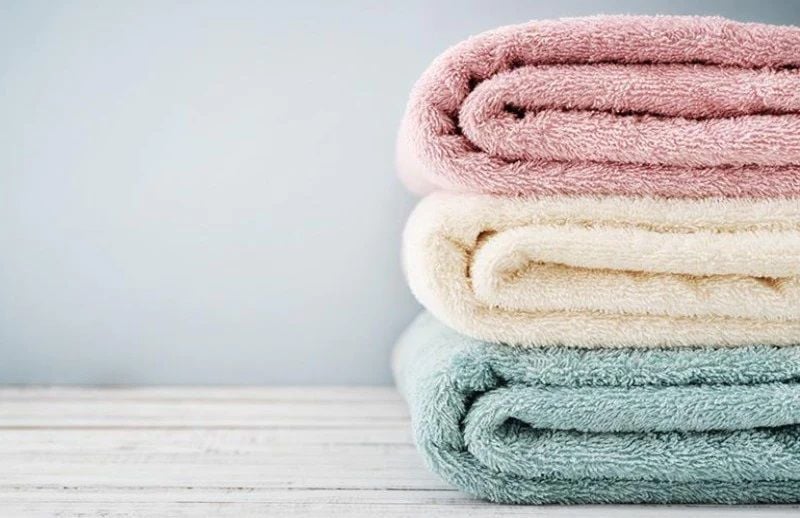 Gain + Sunlight: fluffy towels fresh from the dryer.